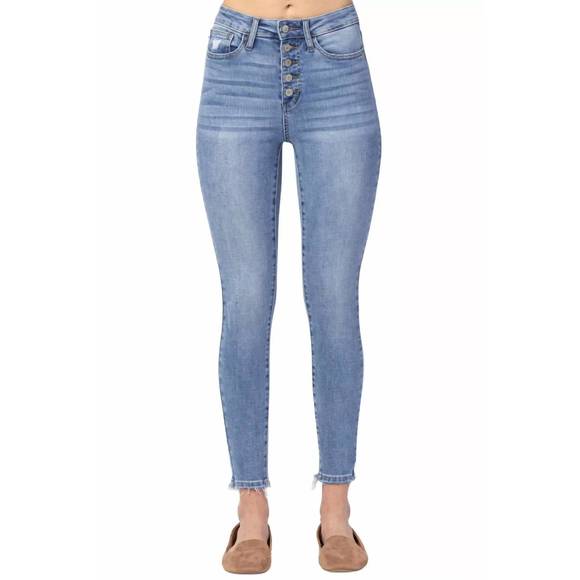 NEW JUDY BLUE hi-rise button fly skinny jean in light wash - Picture 2 of 4
